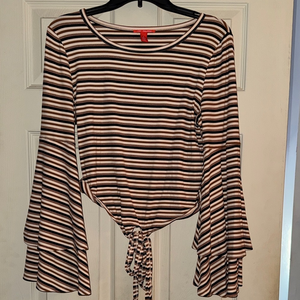 NWOT Chelsea & Violet Striped Tie-Front Top in Black, White & Brown